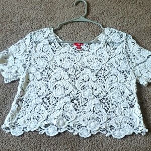 Medium White Floral Lace Crop Top